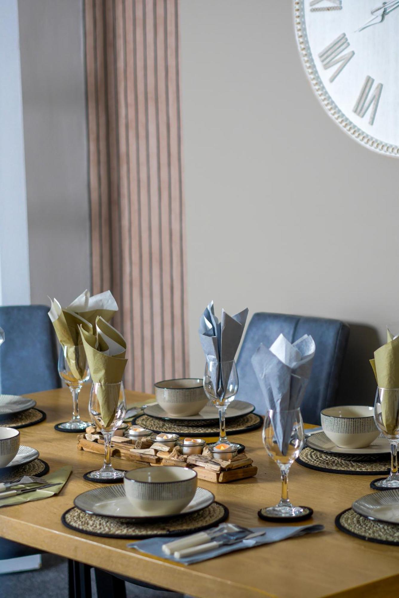 Heart Of Saltburn, Free Parking, Family Stays, Contractors - Scandi Apartment