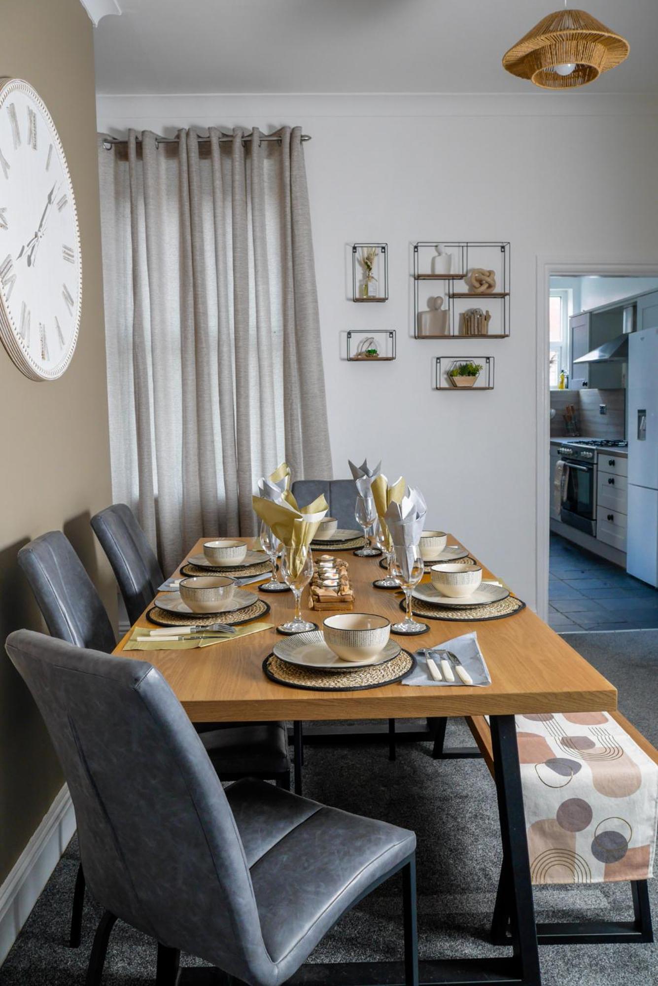 Apartment Heart Of Saltburn, Free Parking, Family Stays, Contractors - Scandi
